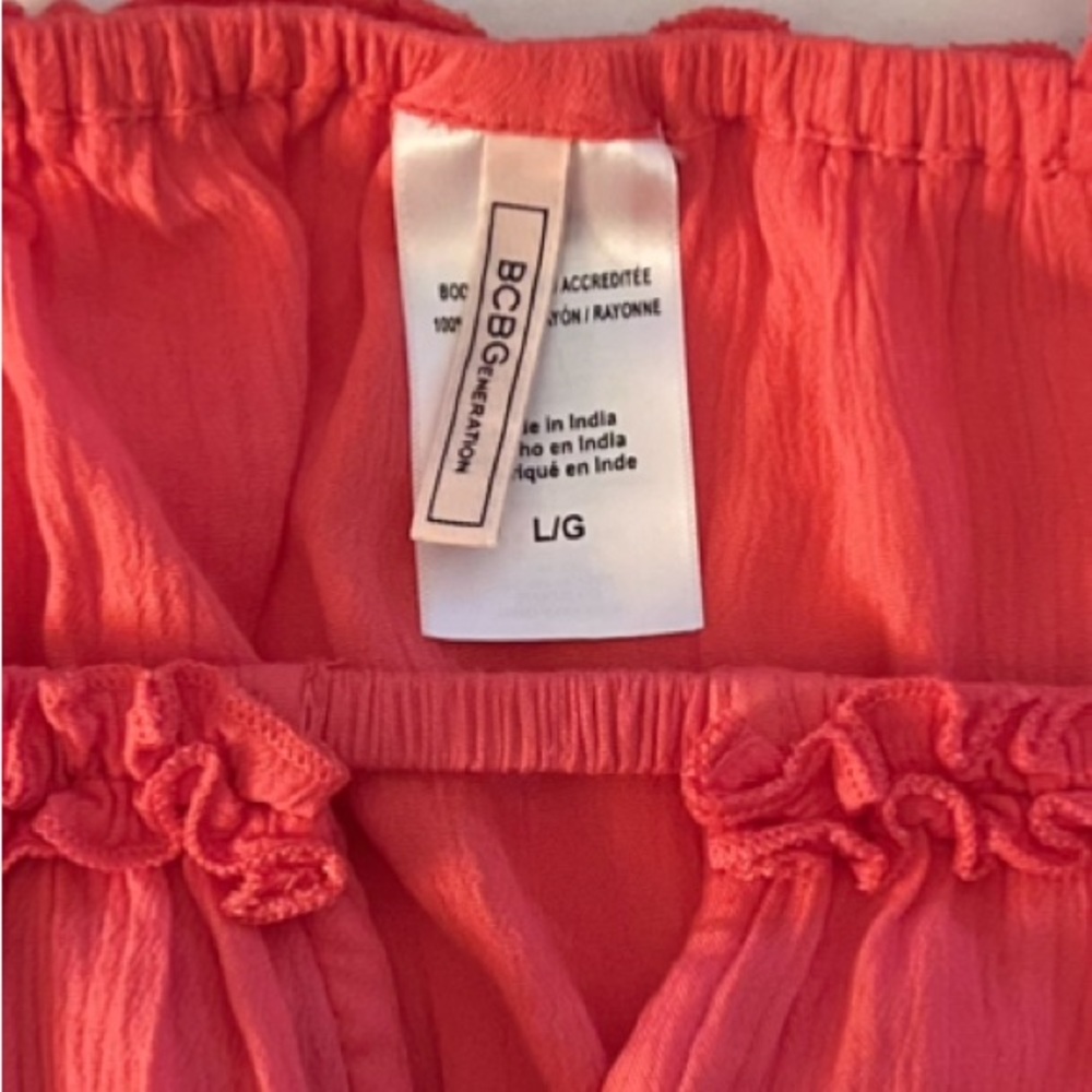 BCBG Coral Keyhole ruffled Dress - Picture 11 of 16